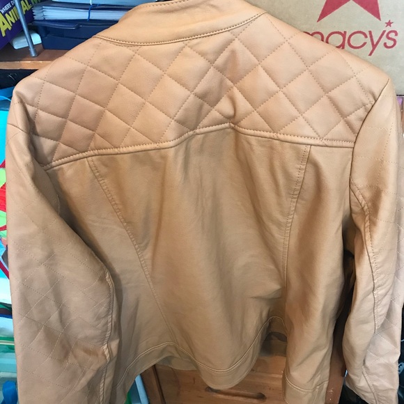Jacket - Picture 1 of 3
